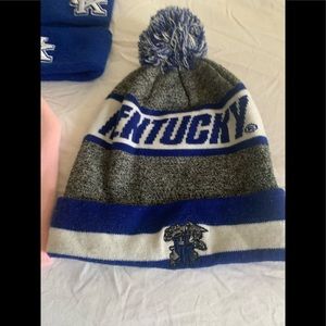 2 UK caps and 2 UK headbands. New condition